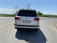 : Toyota Land Cruiser 4, 5 AT, 2017  B o o. c, 20-e ca, e o, epe ac , a c Semi-Anilin